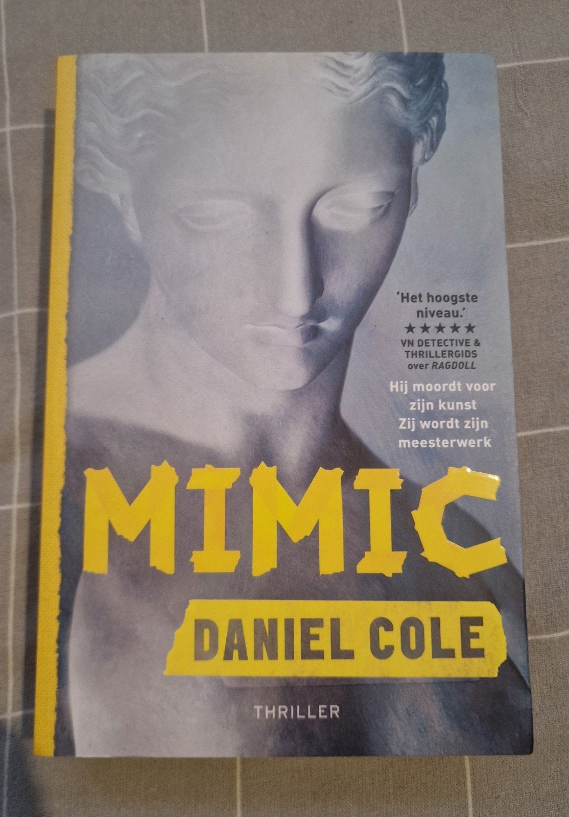 Daniel Cole - Mimic, Ophalen of Verzenden, Nieuw, Daniel Cole