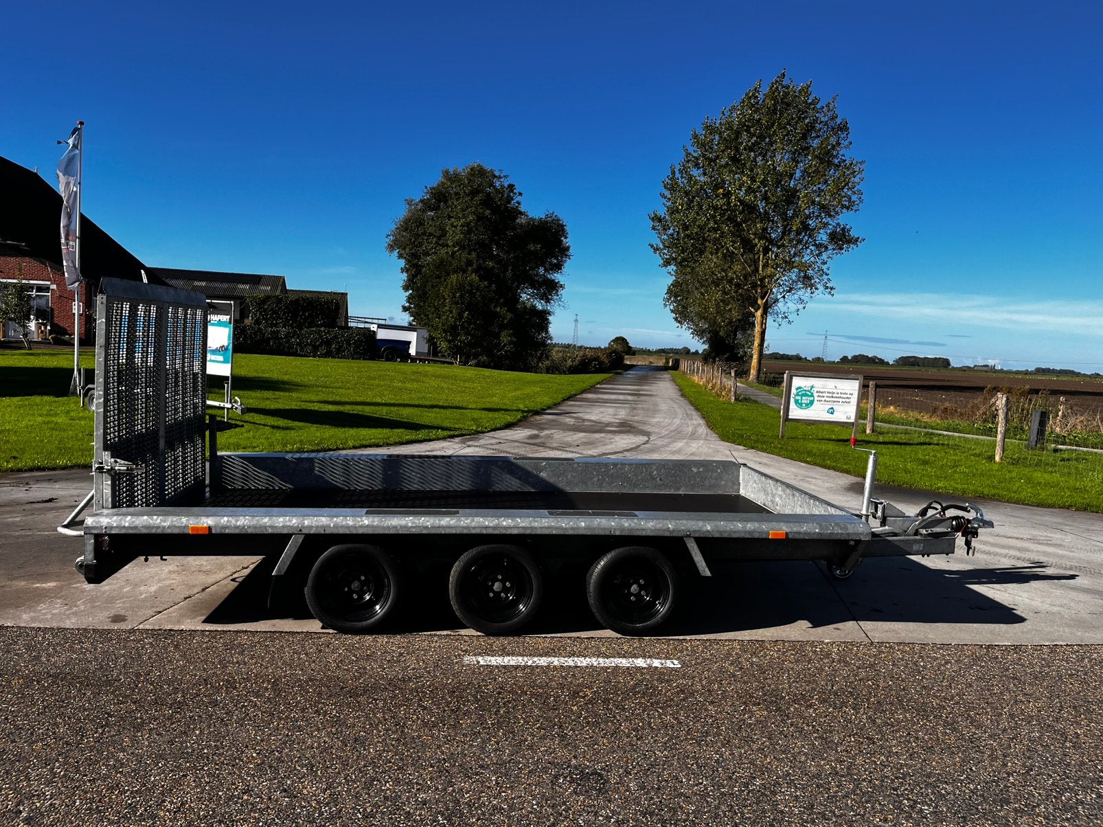 Hapert indigo machinetransporter 3asser 3500kg parabool, Ophalen, Gebruikt