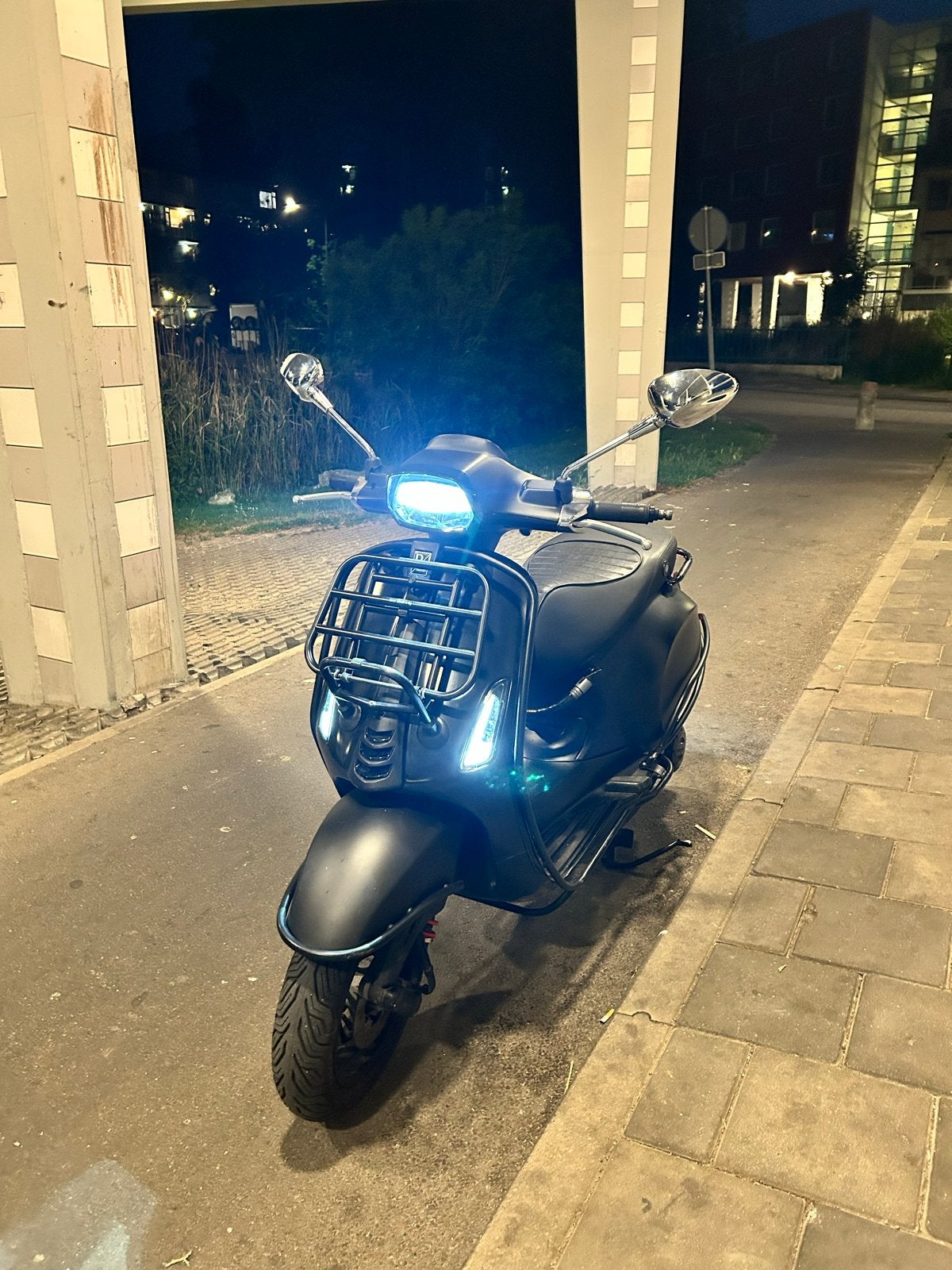 Vespa Sprint Mat Zwart - Zo goed als nieuw, Ophalen of Verzenden, Zo goed als nieuw, Benzine, Vespa