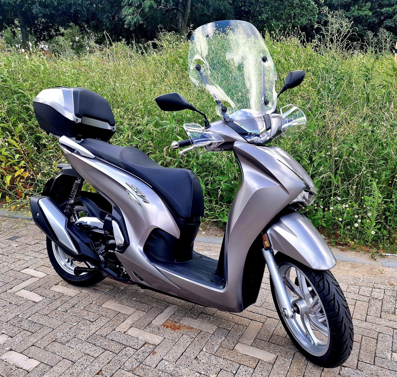 Honda SH350i motorscooter SH 350i SH350 350 i Motor Scooter, Occasion, Particulier, Minimaal motorrijbewijs A2, Automaat