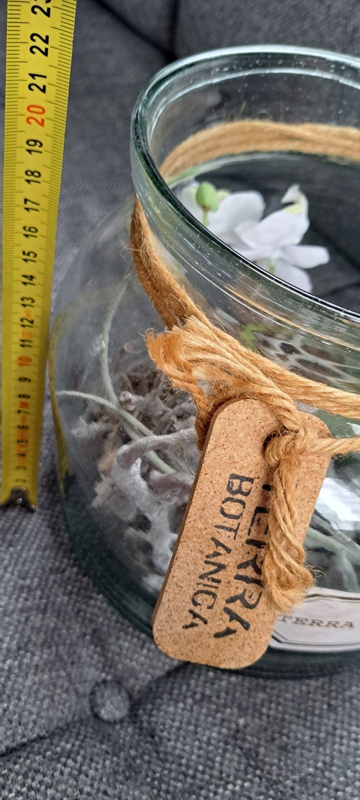 Grote Glazen pot met nep plantjes, Ophalen of Verzenden, Zo goed als nieuw