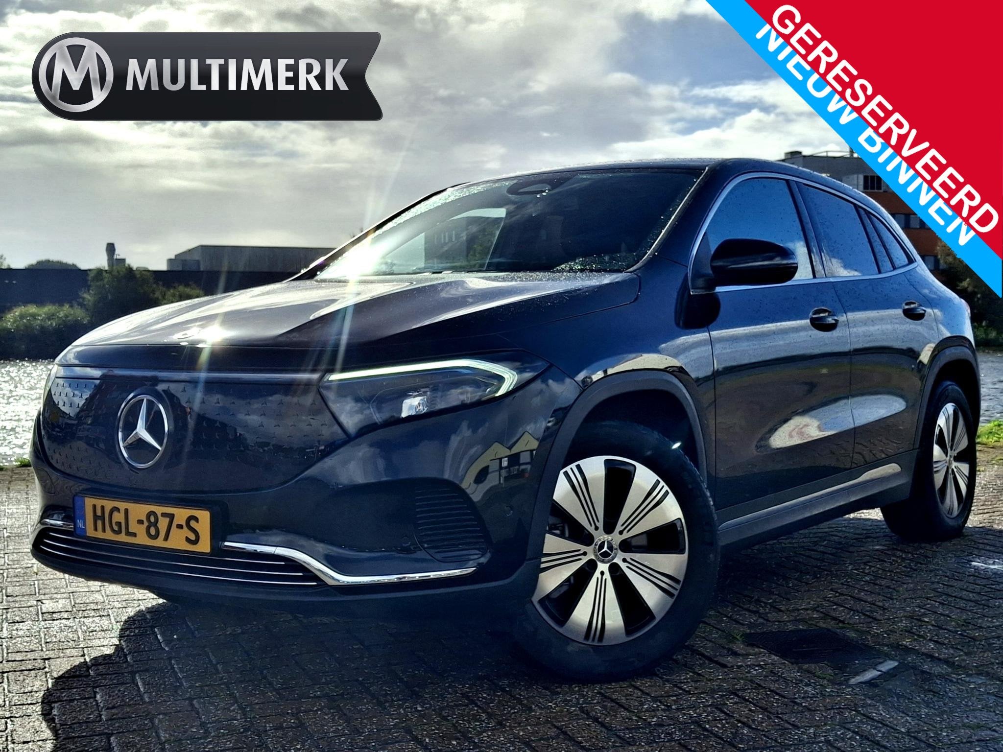 Mercedes-Benz EQA 250+ Business Line 71 kWh SoH 100% | STUUR, Verwarmde buitenspiegels, Zwart, Zwart, 1955 kg
