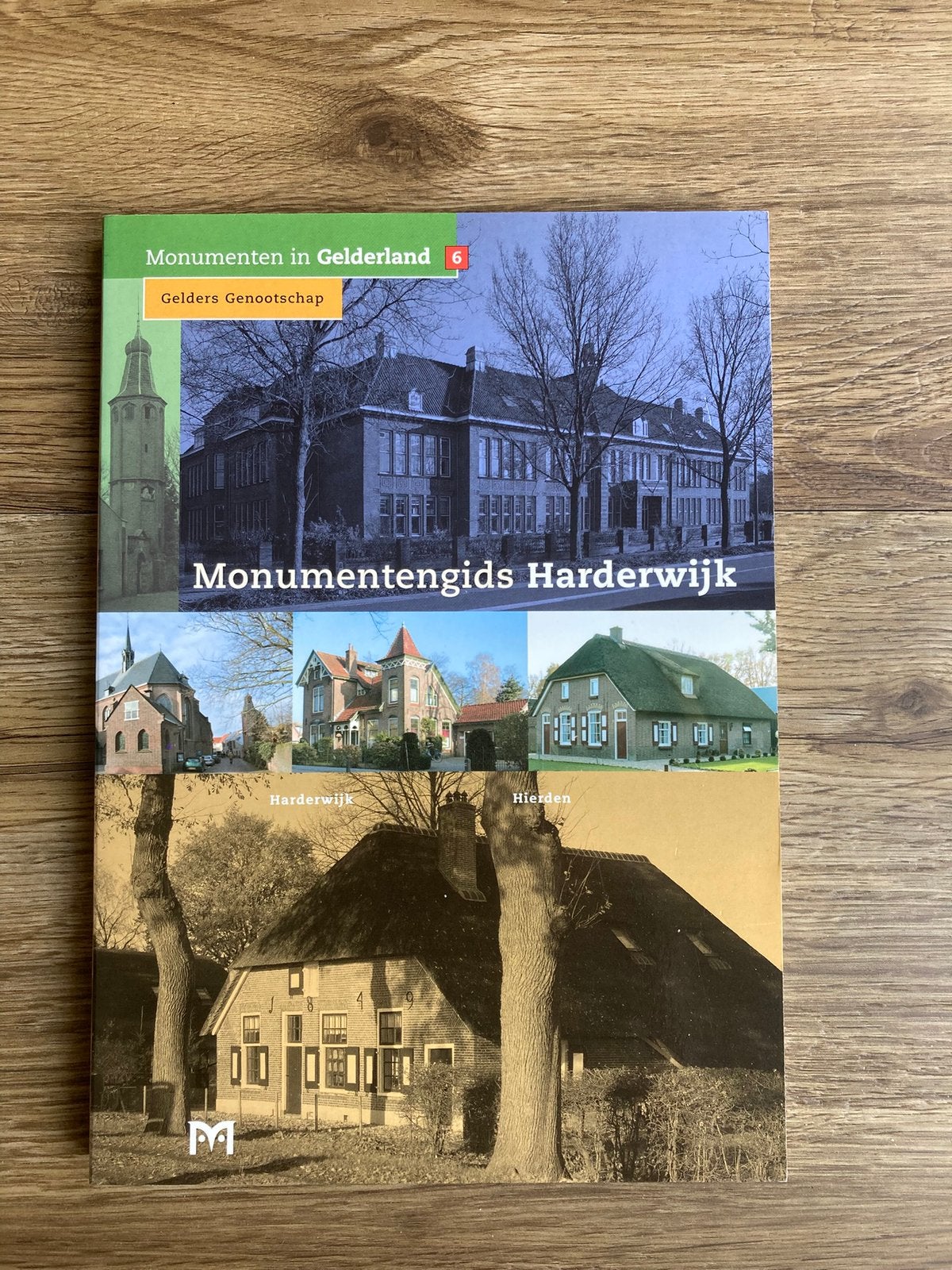 Monumentengids Harderwijk - J. Vredenberg, Boeken, Geschiedenis | Stad en Regio, Ophalen of Verzenden, Zo goed als nieuw