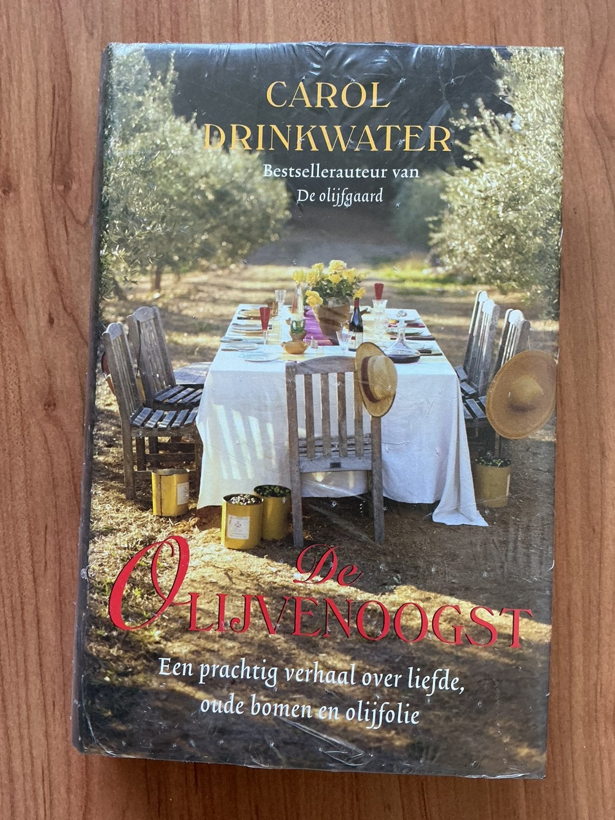 De Olijvenoogst van Carol Drinkwater spiksplinternieuw, Ophalen of Verzenden, Nieuw