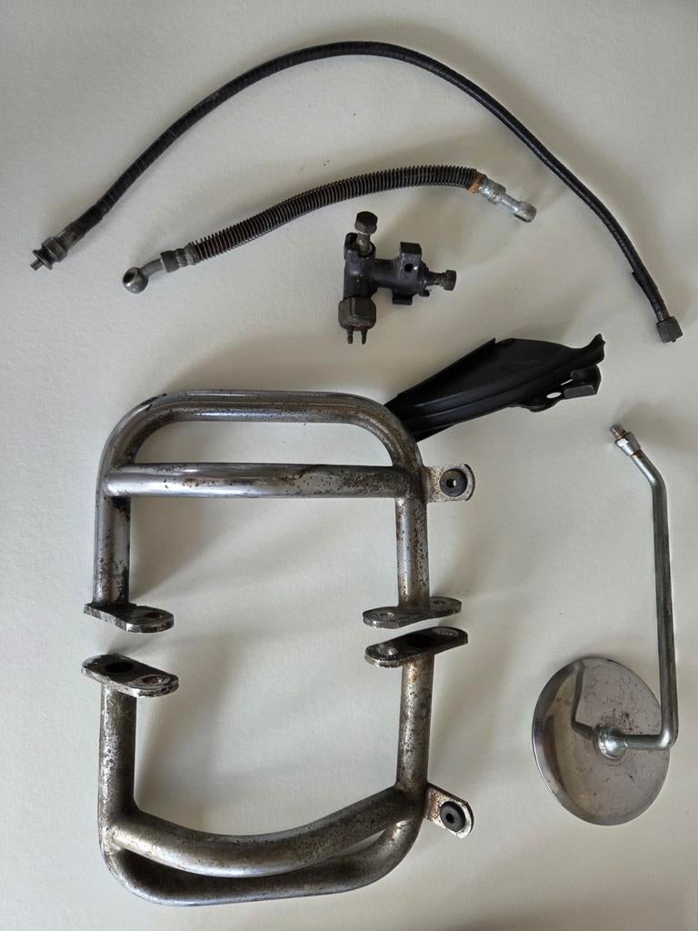 Honda cb 550  1978  blok bescherm beugels., Motoren, Ophalen