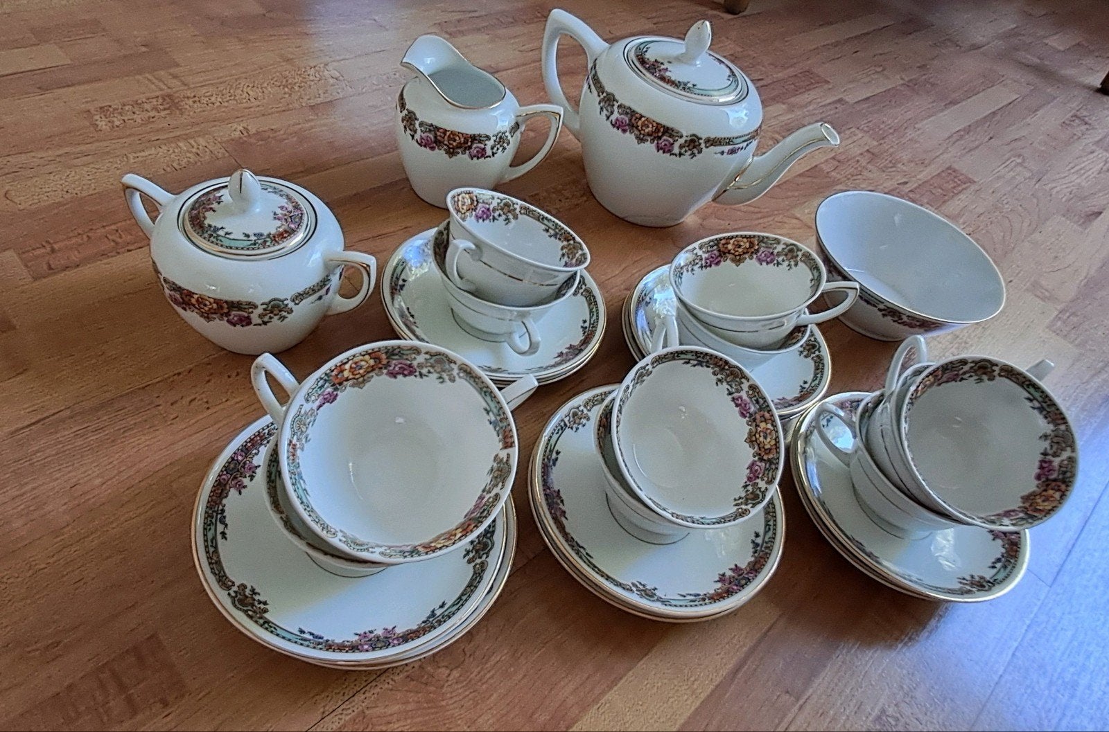 Theeservies, Ophalen