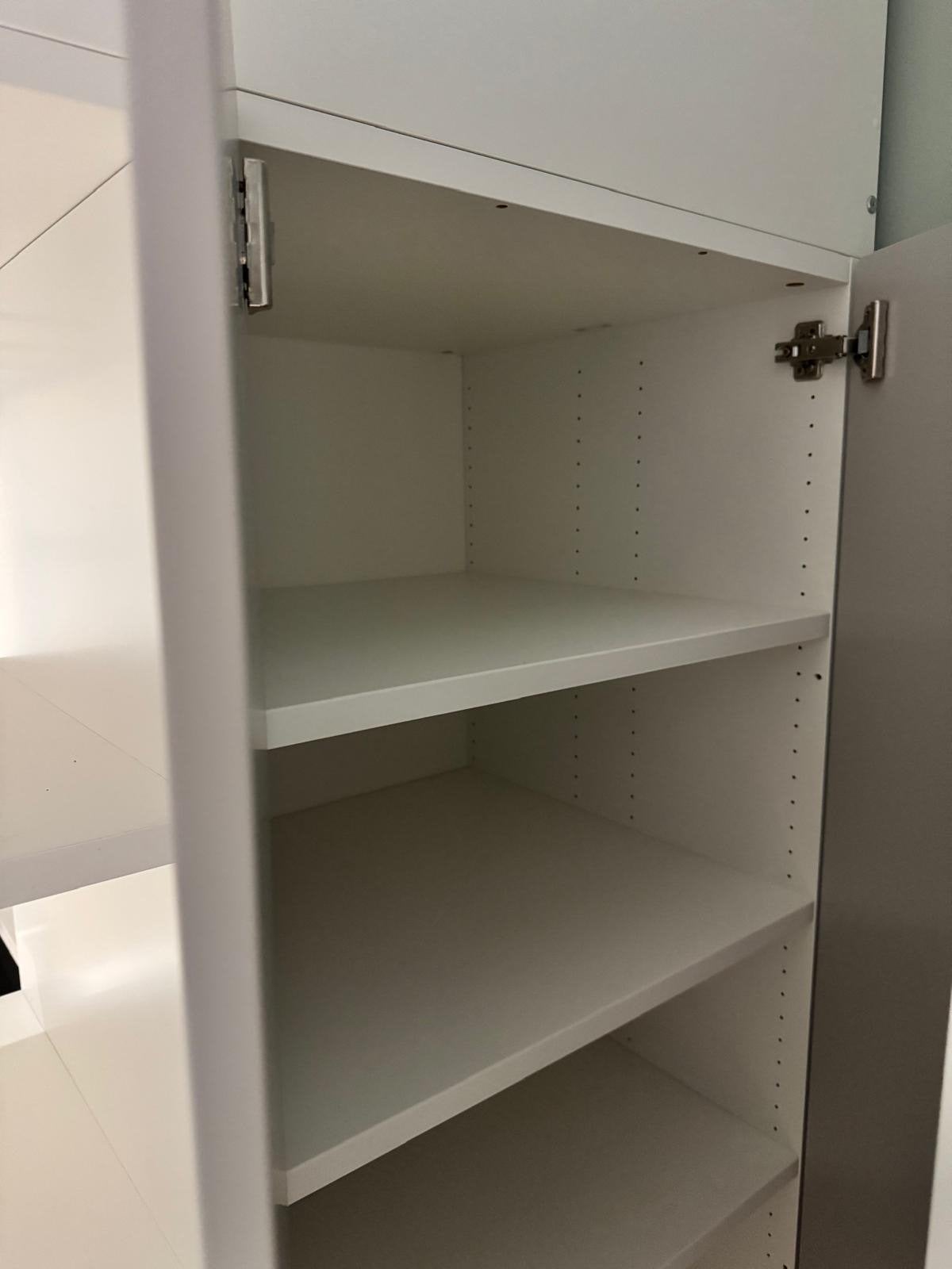 Foto 6 van IKEA Hoogslaper met bureau en opbergruimte -Zo goed als nie