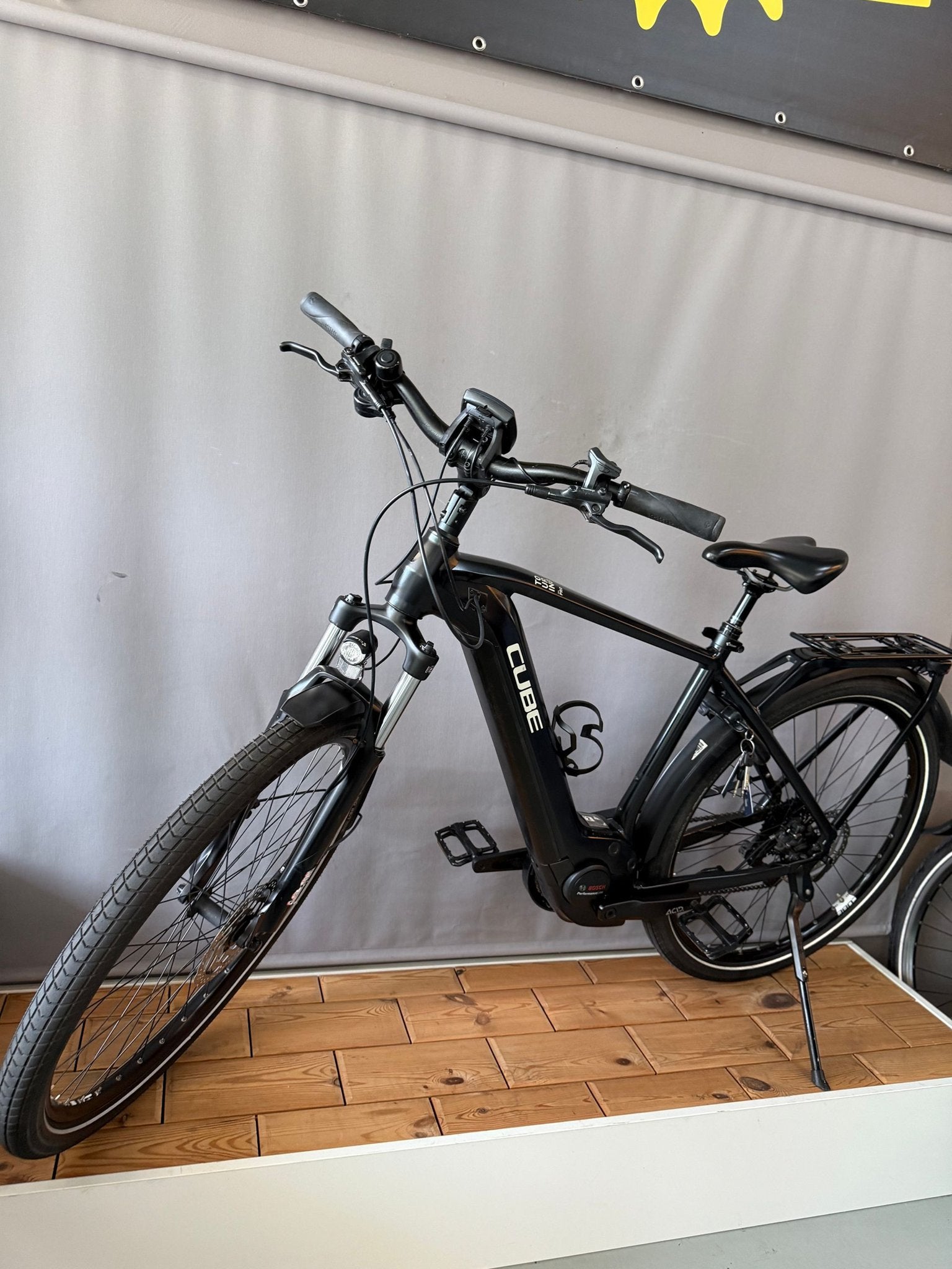 Elektrische herenfiets CUBE TOURING PRO BOSCH PERFORMANCE