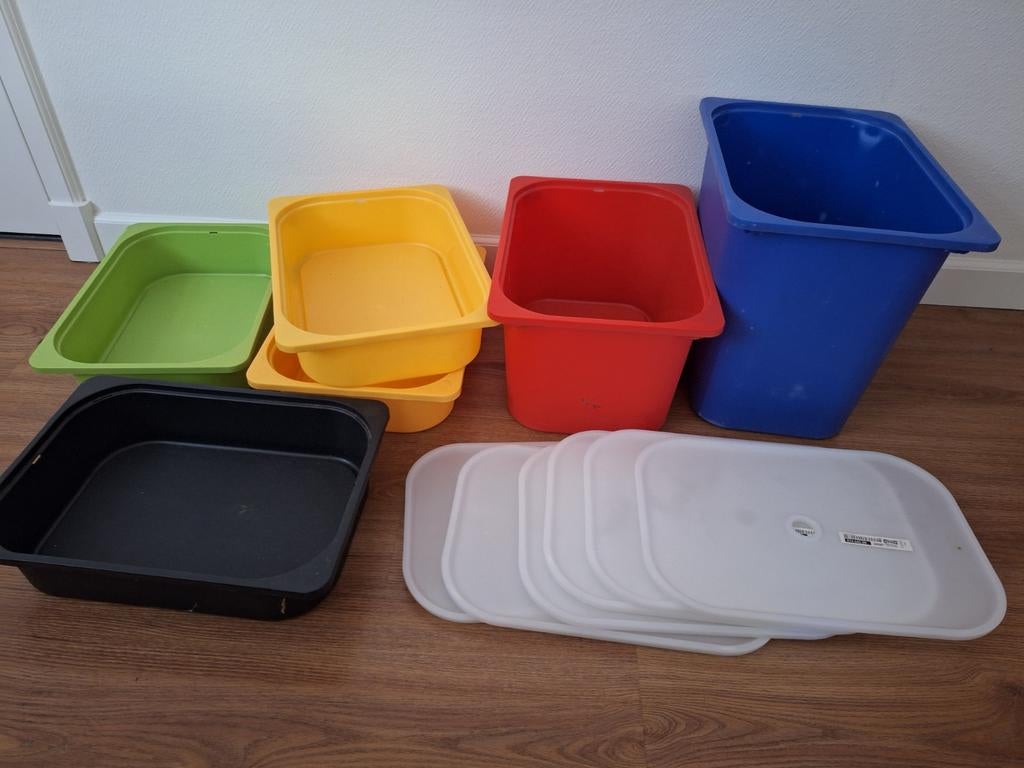 6 ikea trofast bakken met deksel, Ophalen