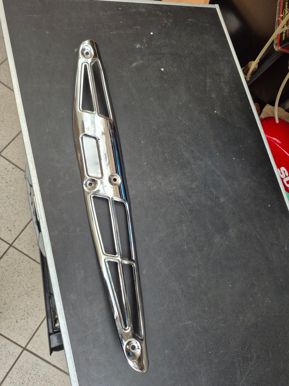 suzuki uitlaat rooster rs? New old stock nos, Ophalen of Verzenden