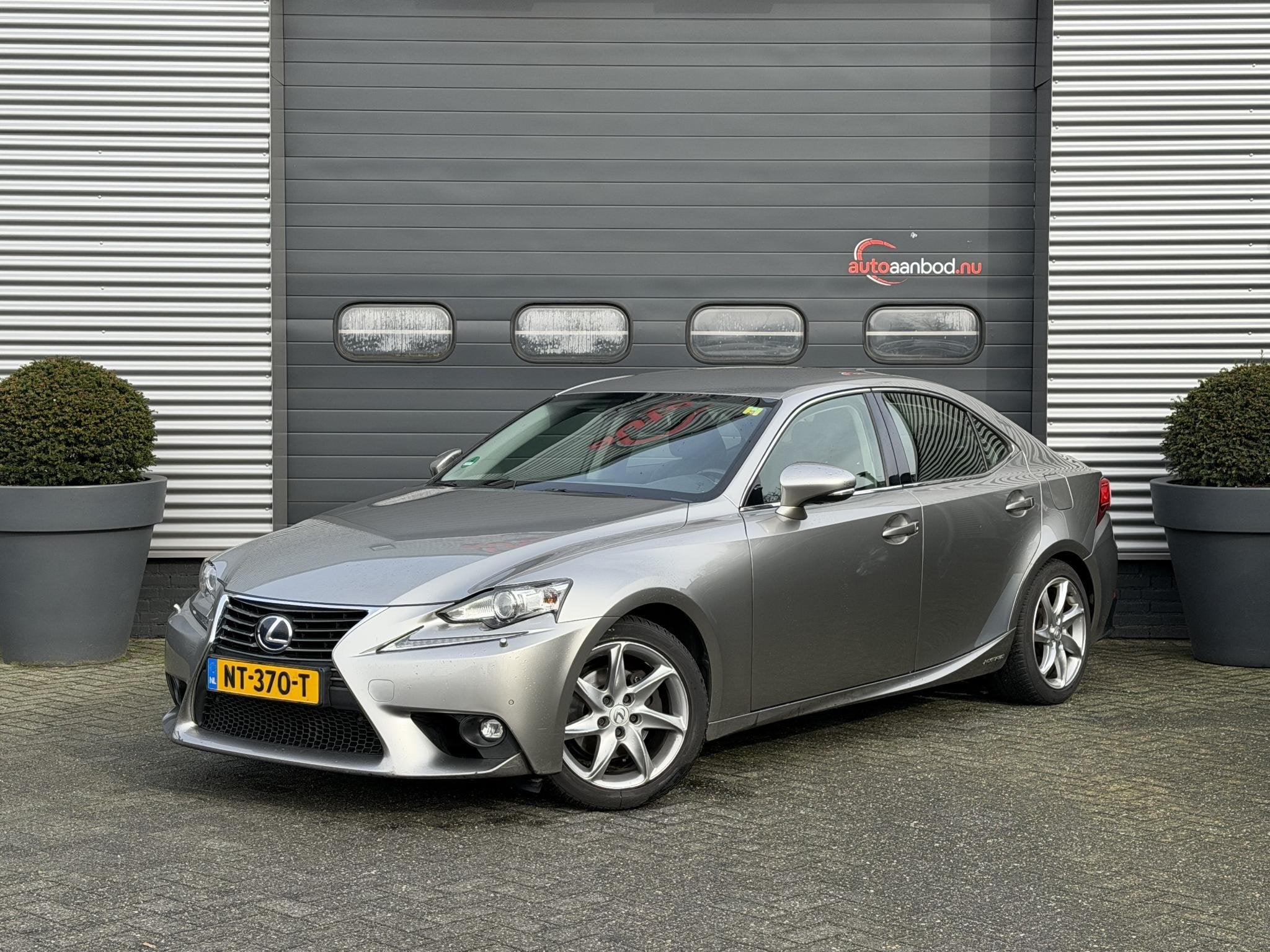 Lexus IS 300h Business Line Pro | Navigatie | Camera | DAB |, Auto's, Lexus, Automaat, Euro 5, Achterwielaandrijving, Gebruikt