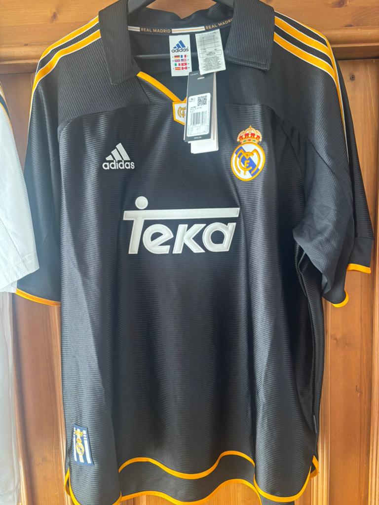 Real madrid adidas 99 retro away kit bnwt L, Verzamelen, Sportartikelen en Voetbal, Ophalen of Verzenden, Nieuw, Buitenlandse clubs