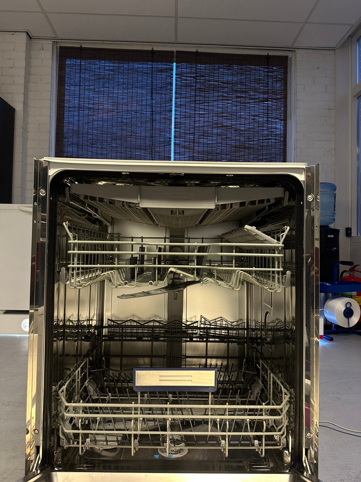 SIEMENS XXL StudioLine INBOUW VAATWASSER VOLLEDIG GEINTEGREE, Energieklasse A of zuiniger, SIEMENS, Info@adoswitgoed.nl, Kamerlingh Onnestraat 8, Wijchen