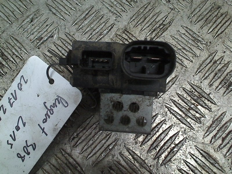 Kachelweerstand Peugeot 308 SW (L4/L9/LC/LJ/LR) 9673999980, Kontakt-peugeot@peugeot.com, Gebruikt, Peugeot Deutschland GmbH, Bahnhofsplatz, Rüsselsheim 65423, , Duitsland