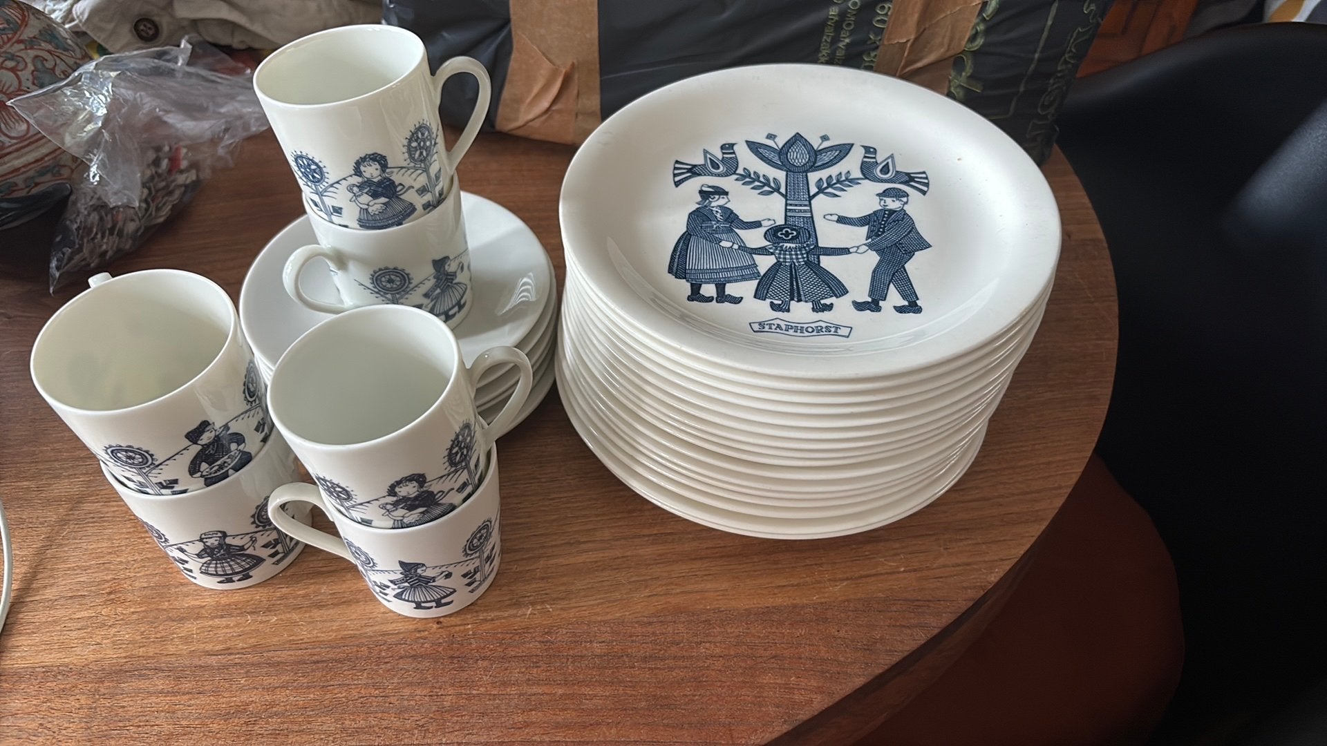 Mooi Staphorst Marken Nunspeet etc servies, Antiek en Kunst, Ophalen