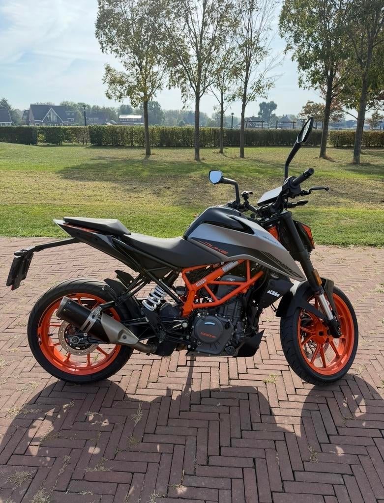 KTM Duke 390 - Perfect voor A2 rijbewijs!, Motoren, 390 cc, Traction Control, Occasion, Particulier