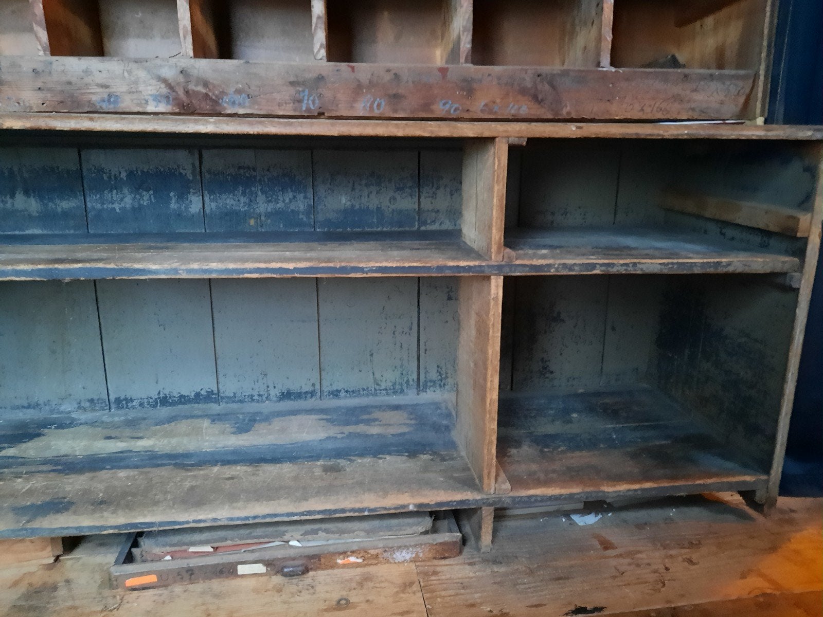 Oude toonbank winkelkast dressoir kast boekenkast, Ophalen