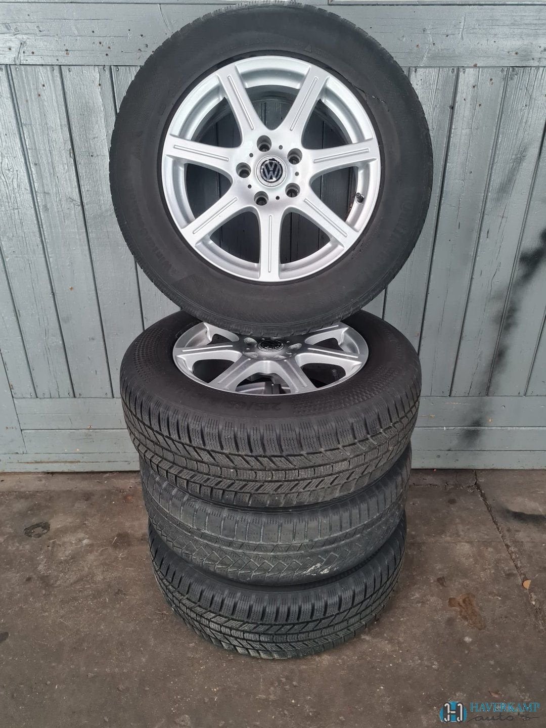Volkswagen Tiguan winterset 215 65 16, Auto-onderdelen, Banden en Velgen, Ophalen, -, Banden en Velgen, Winterbanden