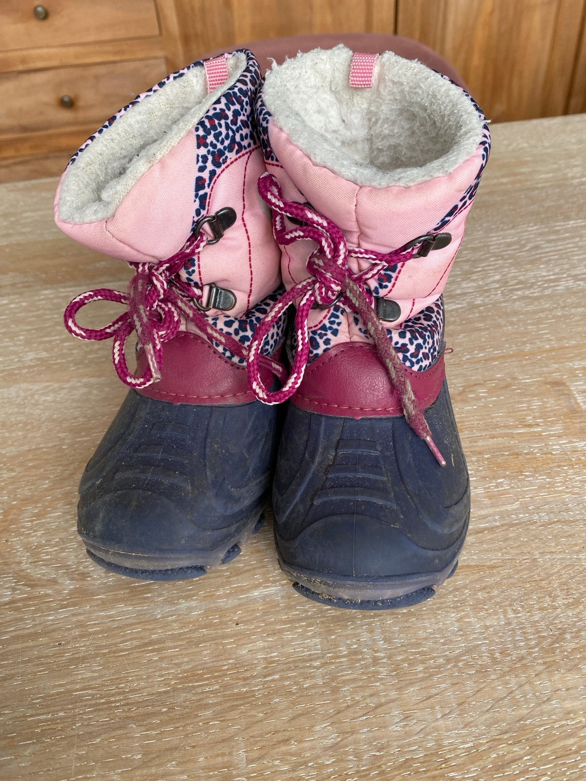 Roze winterlaarzen voor meisjes - Maat 27, Ophalen of Verzenden, Gebruikt, Meisje, Laarzen