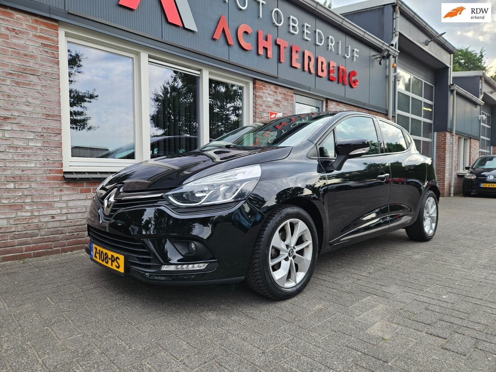 Renault CLIO 1.2 16V Airco! Cruise Control! Navigatie! Nette, Voorwielaandrijving, Euro 6, 4 cilinders, Handgeschakeld