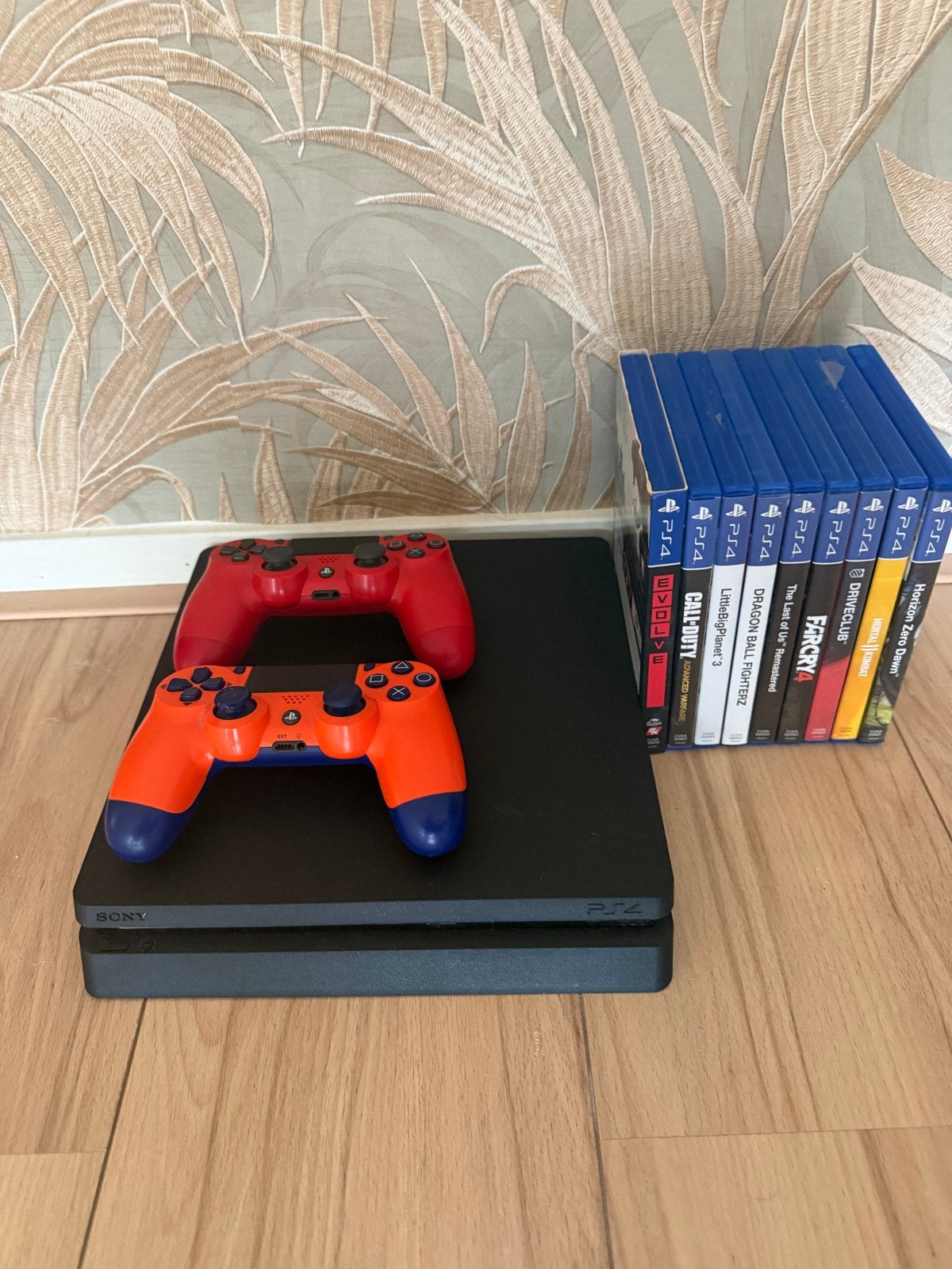 Playstation 4 Slim 1TB met 9 games en 2 controllers, Spelcomputers en Games, Spelcomputers | Sony PlayStation 4, Met 2 controllers