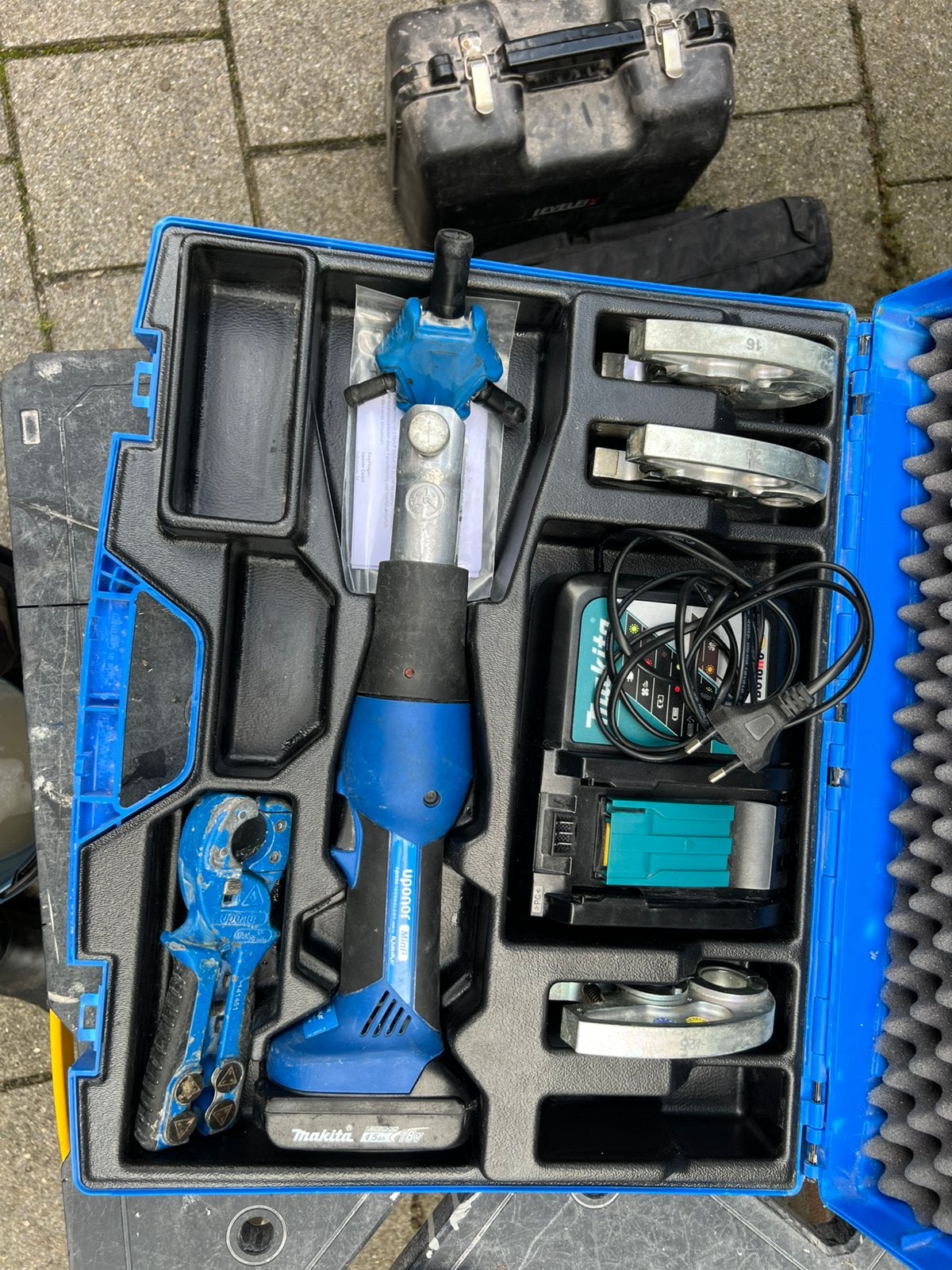 Uponor S-Press MINI2 3 Bekken 16-20-25 - Makita accu, Ophalen, Zo goed als nieuw, Minder dan 700 watt, Overige typen