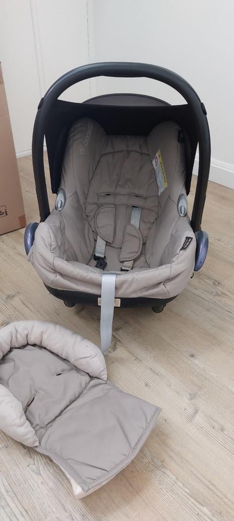 Maxi-Cosi autostoel 0-13 kg met verkleiner, Kinderen en Baby's, Autostoeltjes, 0 t/m 13 kg, Maxi-Cosi, Gebruikt, Autogordel