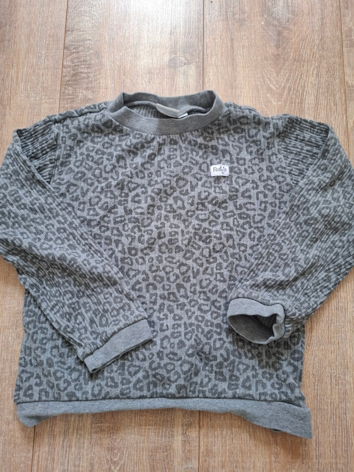Pyjamaset Feetje en WE maat 122/128, Kinderen en Baby's, Nacht- of Onderkleding, Gebruikt, Meisje, Ophalen of Verzenden