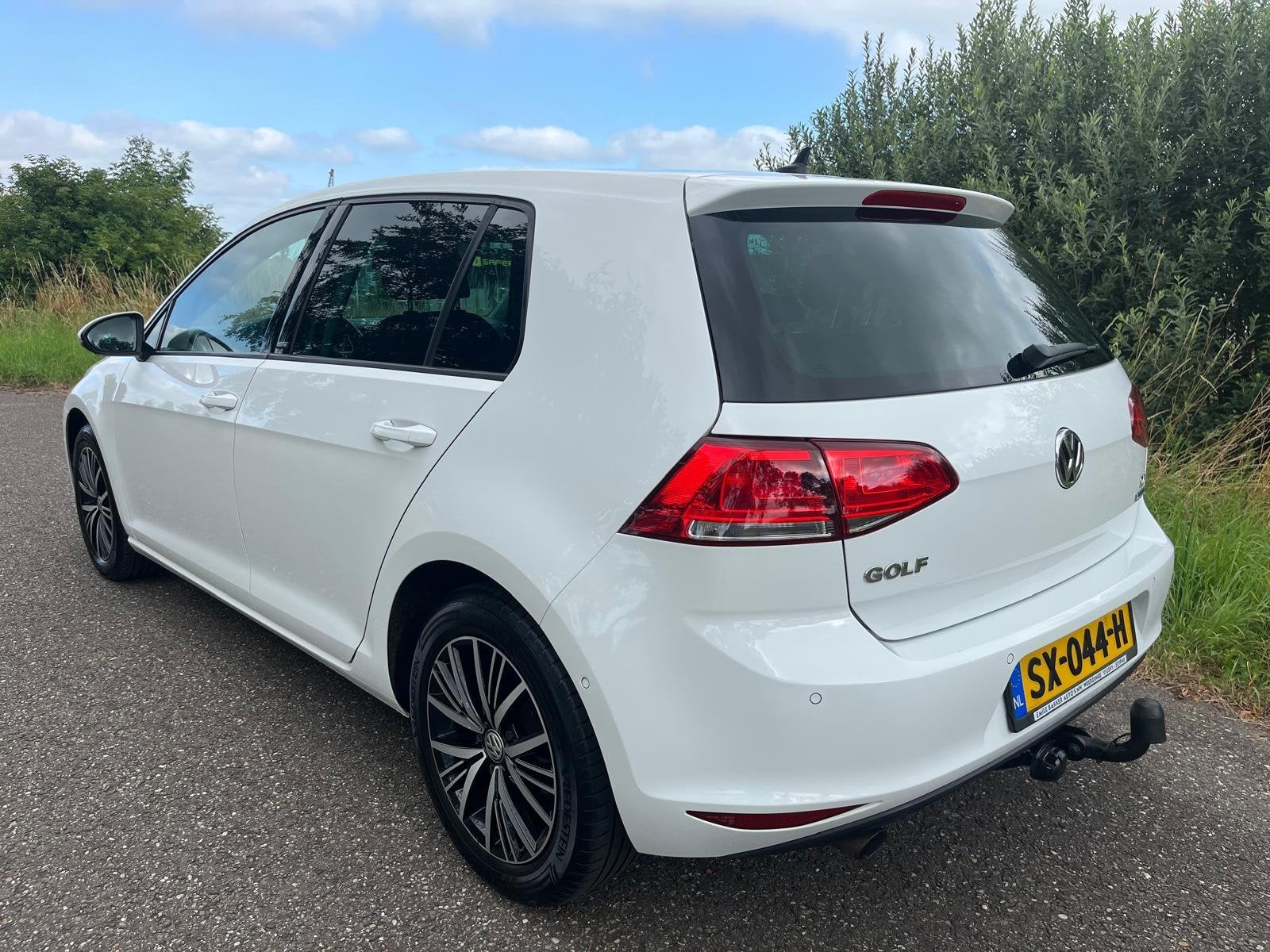 Volkswagen Golf 1.6 TDI | Clima | Cruise | Navi | Bluetooth, Auto's, Volkswagen, Gebruikt, 4 cilinders, 1239 kg, Wit