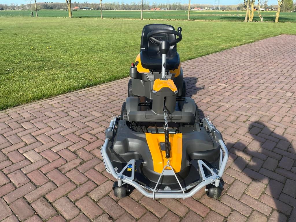 Stiga Park 500 W Frontmaaier zitmaaier, Ophalen, Cirkelmaaier, Mulchfunctie, Zo goed als nieuw