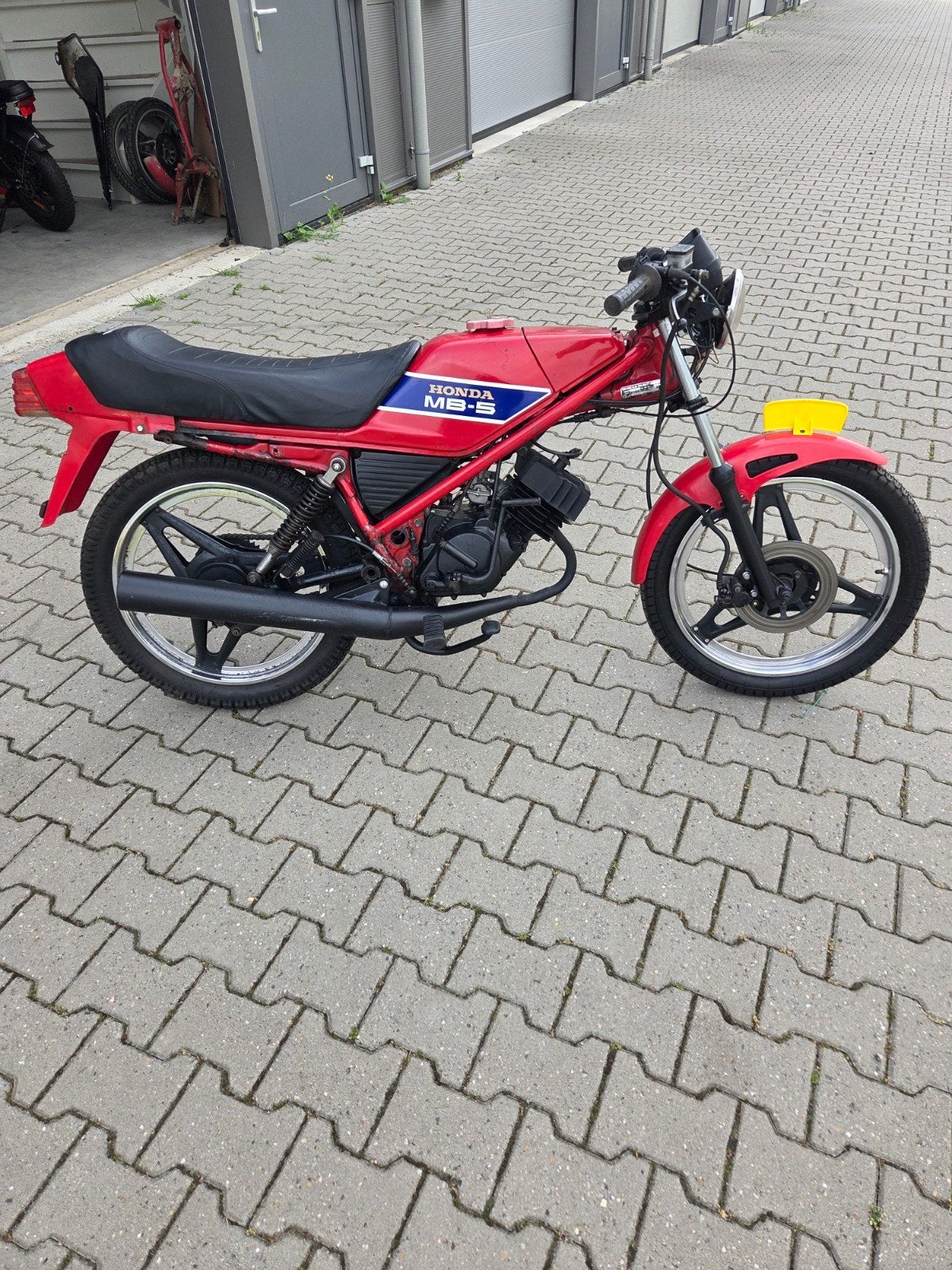 Orginele nederlandse Honda mb5 met kenteken, Fietsen en Brommers, Ophalen, Gebruikt, Maximaal 45 km/u, 49 cc