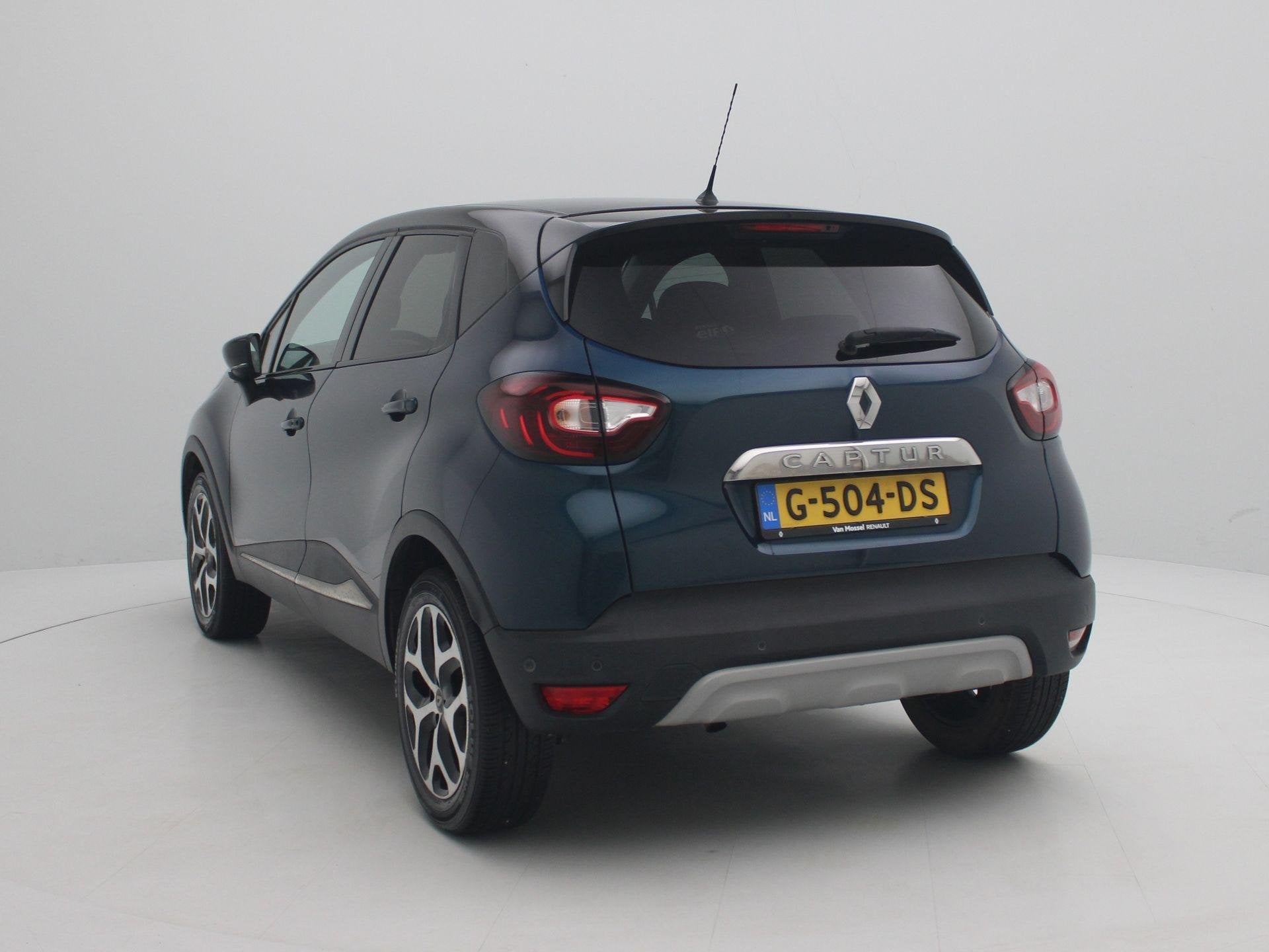 Renault Captur TCe 90 Bose | R-Link Navigatie | Cruise Contr, Voorwielaandrijving, 898 cc, Stof, Gebruikt