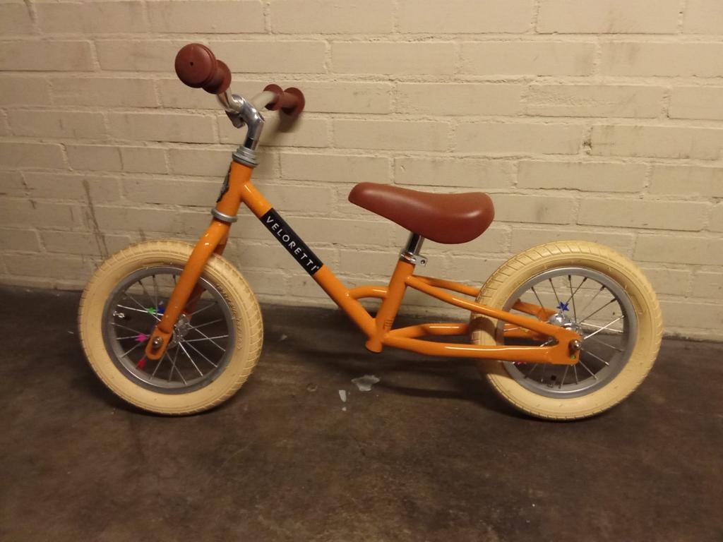 Veloretti loopfiets - Zo goed als nieuw!, Kinderen en Baby's, Speelgoed | Buiten | Voertuigen en Loopfietsen, Ophalen, Zo goed als nieuw