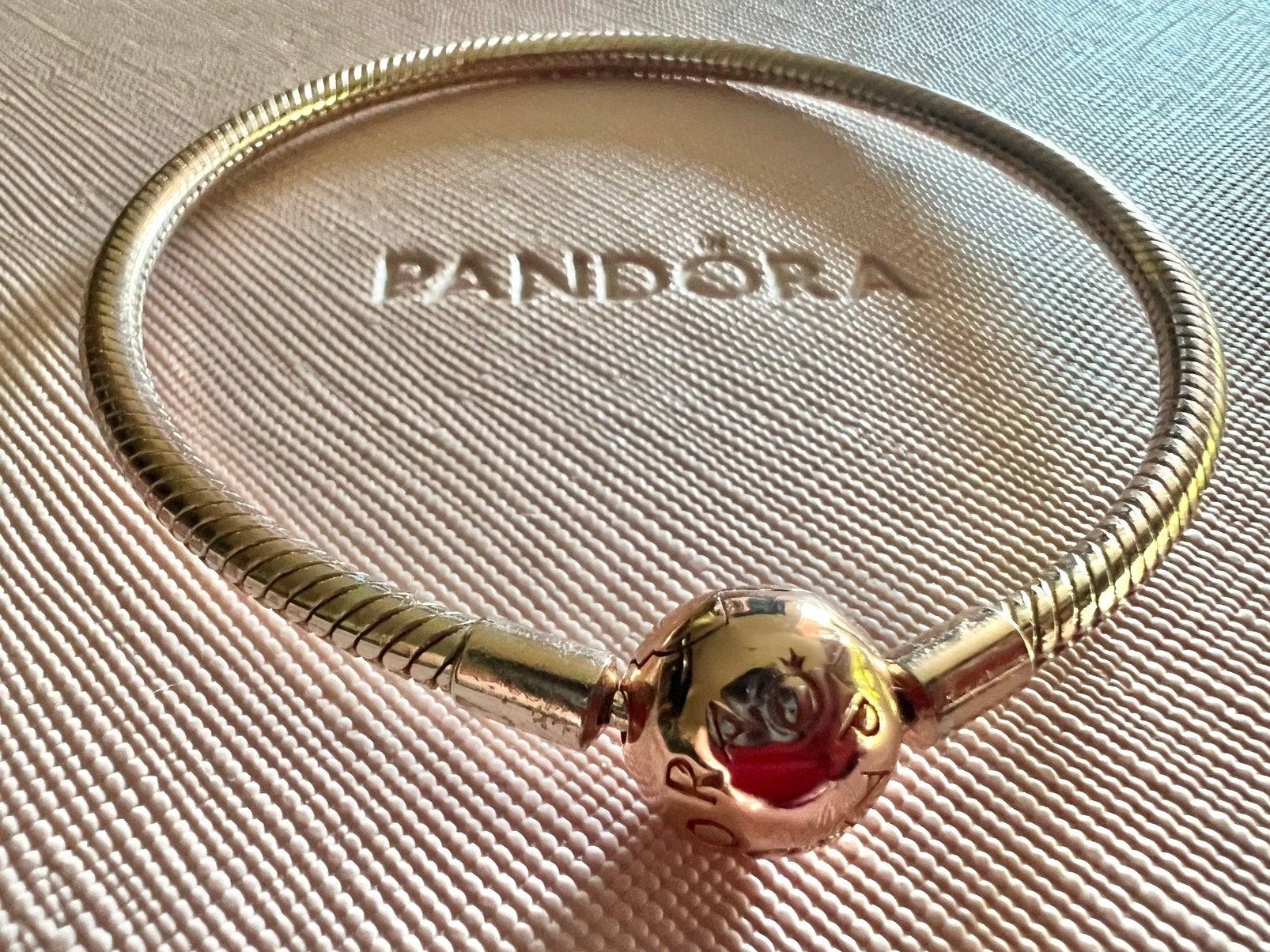 Pandora armband geheel rosé verguld 19 cm, Verzenden, Zo goed als nieuw, Goud, Zilver