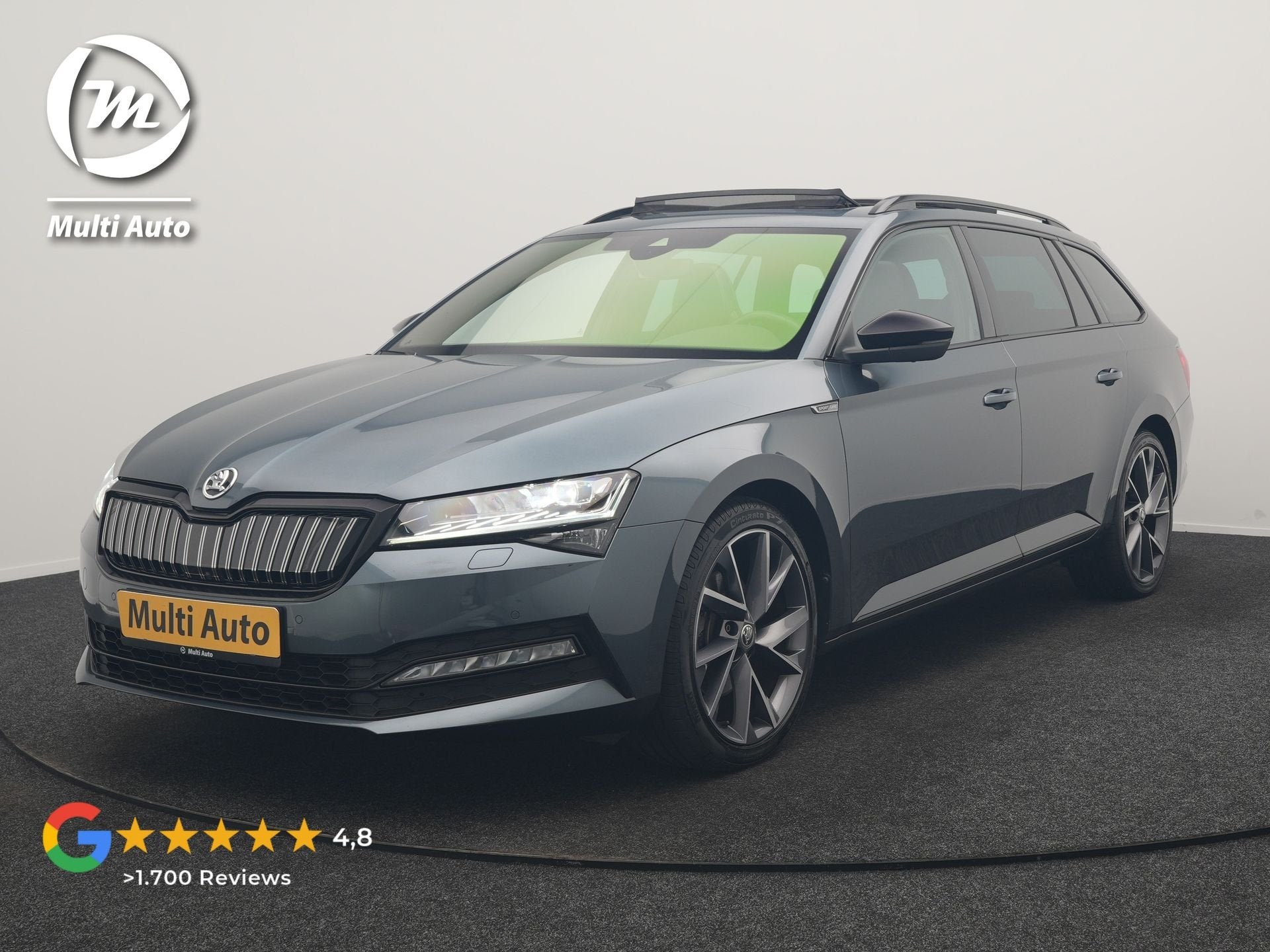 Skoda Superb Combi 1.4 TSI iV Sportline Business PHEV 218pk, Auto's, Dealer onderhouden, Gebruikt, Zwart, 4 cilinders