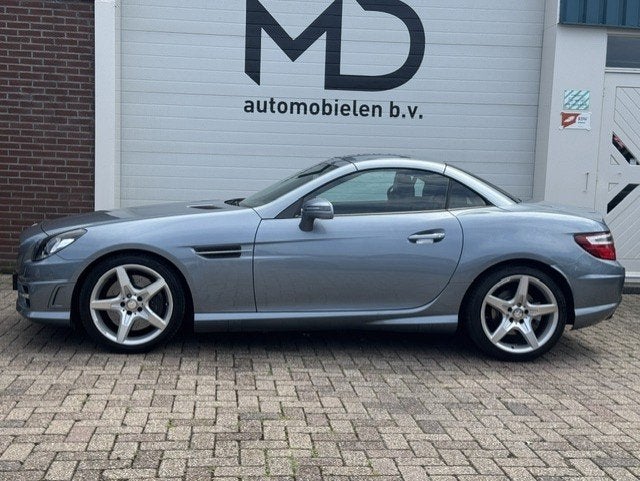 Mercedes-Benz SLK-klasse 200 AMG -Airscarf - NAP -Leder-Navi, Auto's, Mercedes-Benz, Automaat, Euro 5, Gebruikt, 4 cilinders