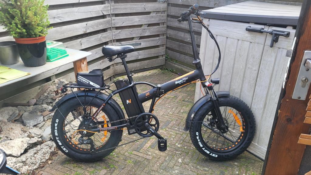 Moovway 250w 36v 20inch dikke wielen, Ophalen, Zo goed als nieuw, Overige merken