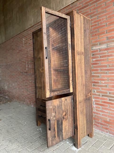 Kabinet oud hout 100 cm breed 180 hoog 2 lades 3 x deuren, Zo goed als nieuw, Salonkast oud hout 100 cm breed 180 hoog 2 lades 3 x deuren