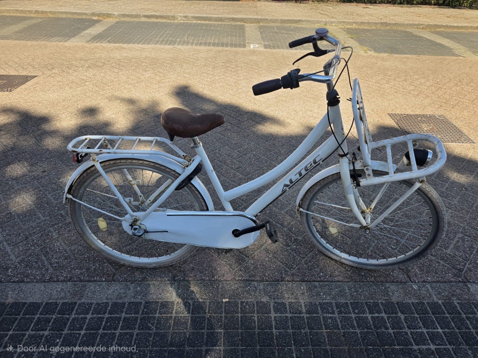 Altec 26 inch meisjesfiets met terugtraprem, Fietsen en Brommers, Fietsen | Dames | Damesfietsen, Terugtraprem, Gebruikt, Minder dan 47 cm