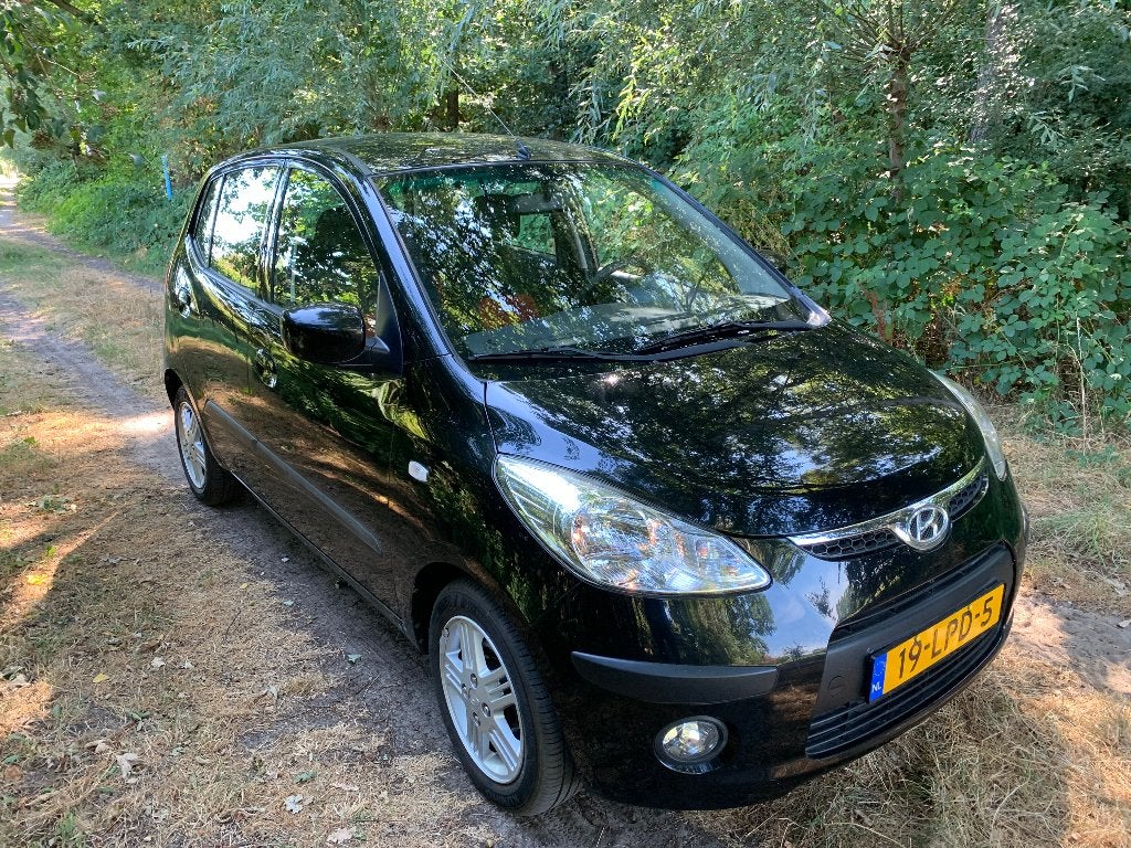 Hyundai i10 1.1 I 5DR 2010 Zwart, Auto's, Voorwielaandrijving, 4 cilinders, Zwart, Origineel Nederlands