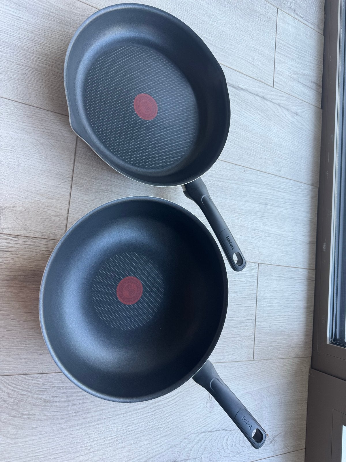 Tefal pannen - set van 2, Huis en Inrichting, Keuken | Potten en Pannen, Inductieplaat, Aluminium, Pannenset, Ophalen of Verzenden