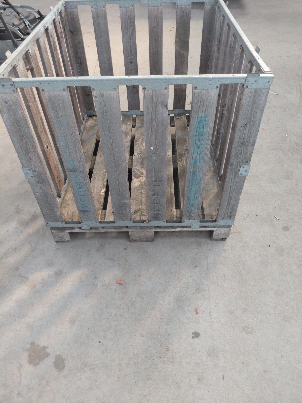 houtbak, Ophalen