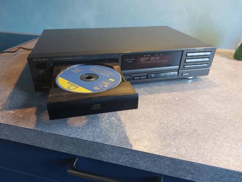 Technics CD Speler 4D/C Mash SL-P177A, Ophalen, Zo goed als nieuw, Technics