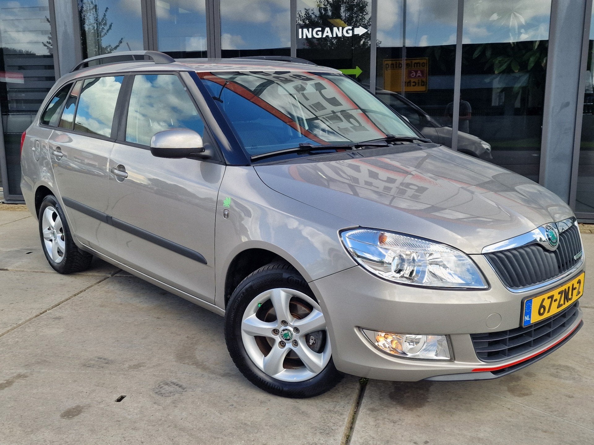 Skoda Fabia Combi 1.2 TDI Greenline - Airco - Cruise - Trekh, Auto's, Voorwielaandrijving, Euro 5, Stof, Zwart