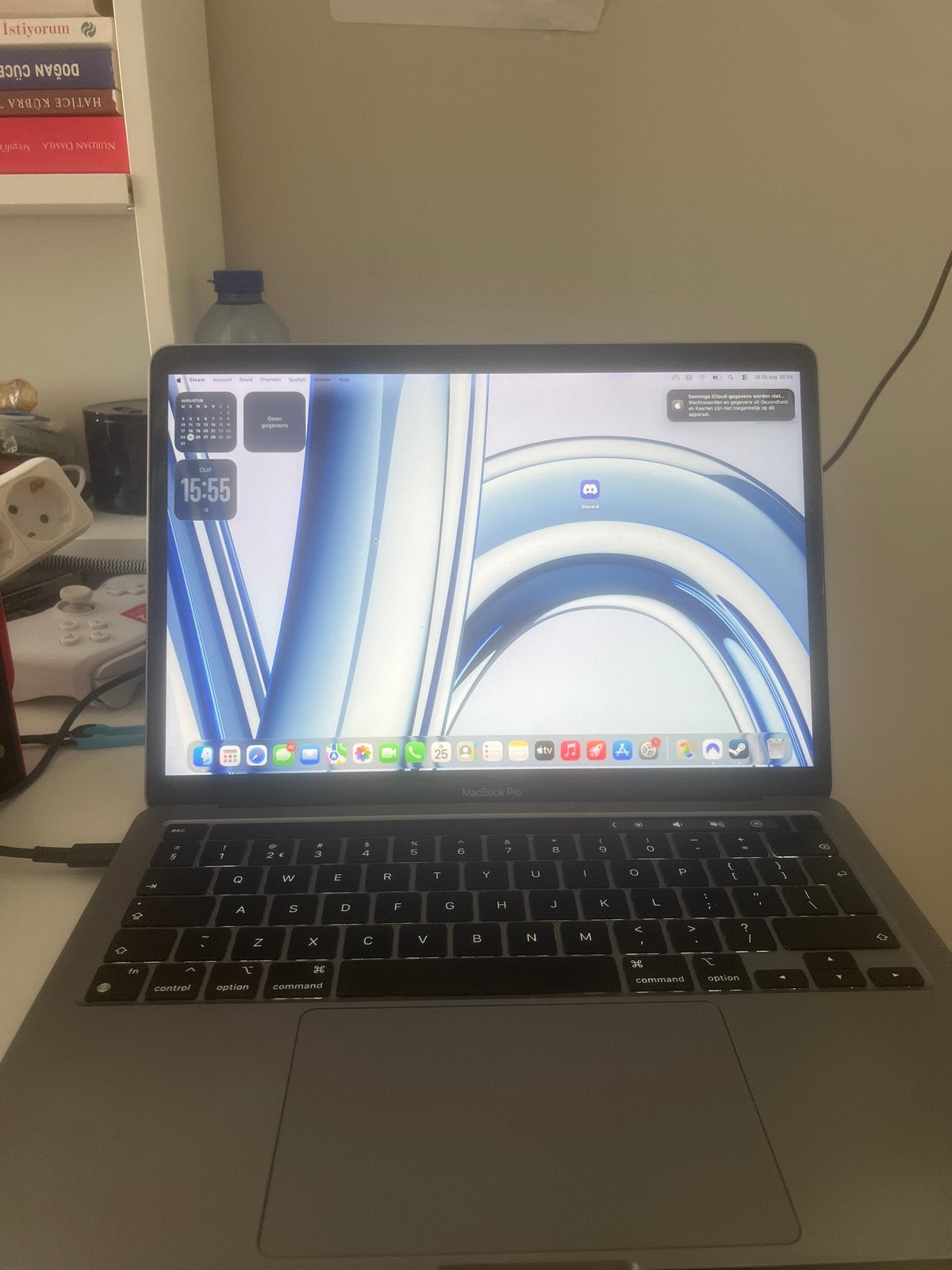 MacBook M2 Pro 13 inch 2022, MacBook Pro, 256 GB, Qwerty, 8 GB