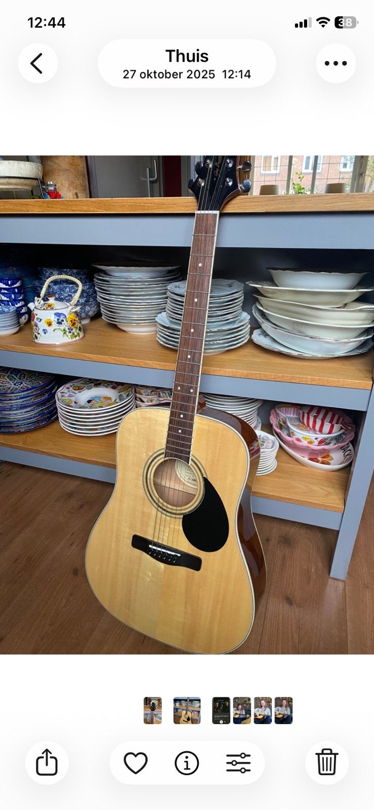 Mooie greg Bennett gitaar