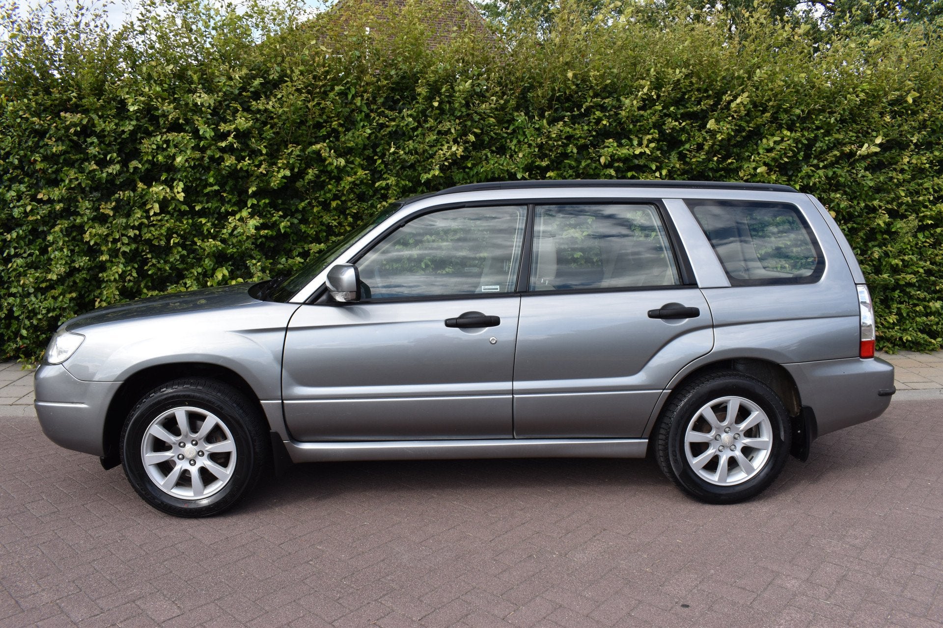 Subaru Forester 2.0 X Luxury Pack LEER, PANO MOOIE AUTO!, Auto's, Subaru, 1994 cc, Gebruikt, Beige, 4 cilinders