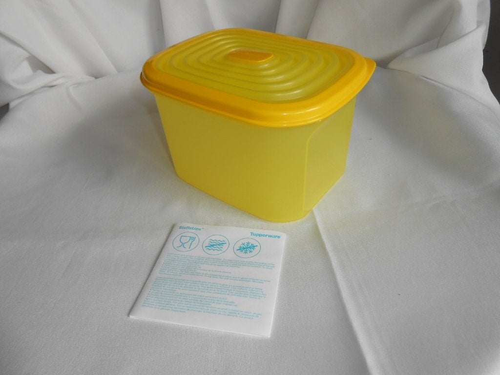 Tupperware Adapta Bowl 1,9L Geel NIEUW, Geel, Nieuw, Ophalen of Verzenden, Met deksel