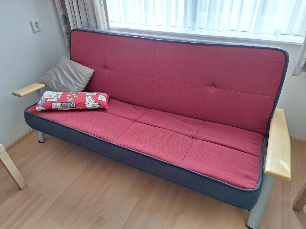 Compacte slaapbank, rood/grijs, ideaal voor kleine ruimtes, Ophalen, Gebruikt, Eenpersoons, Grijs