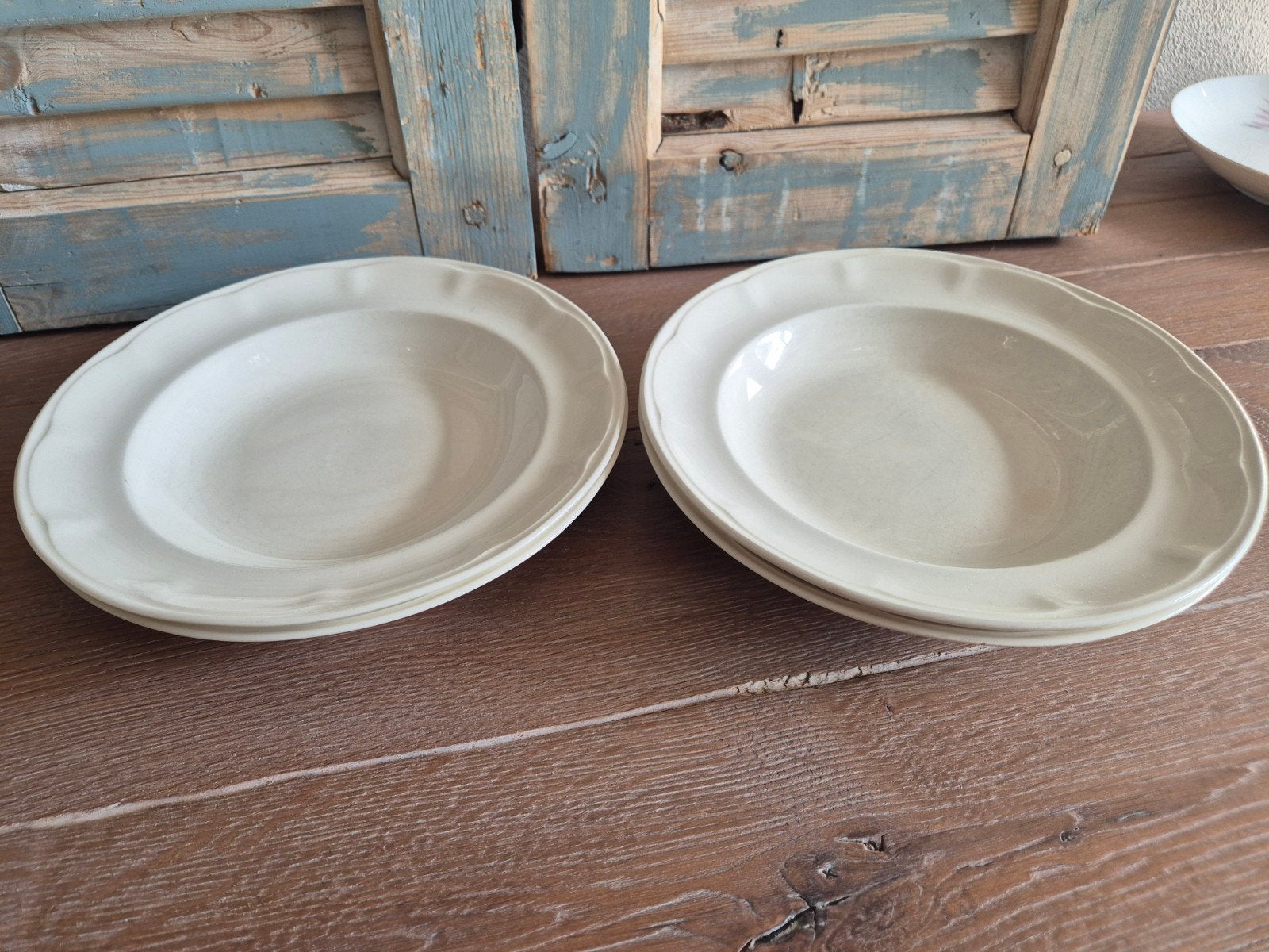 4 prachtige diepe borden / soepborden Wedgwood Queen's Plain, Ophalen of Verzenden